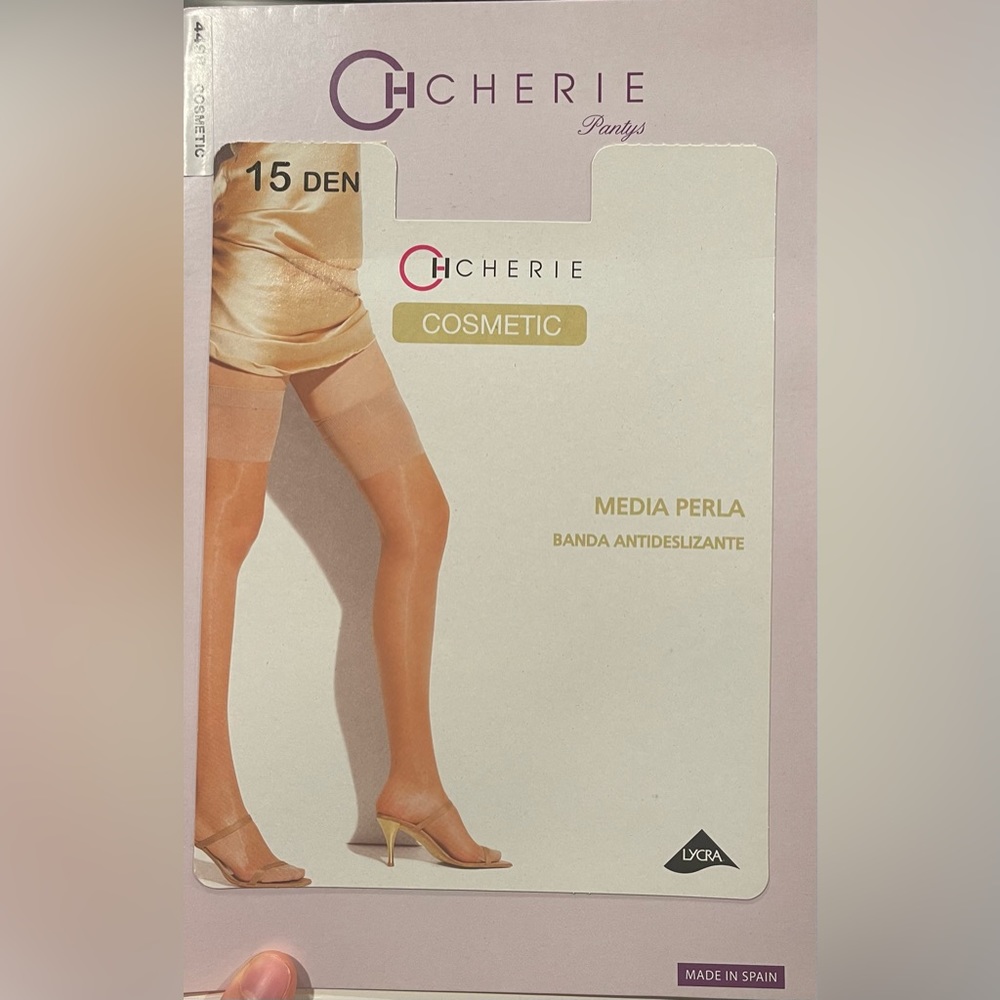 Brandnew Cherie Tan Sheer Hold ups Stockings